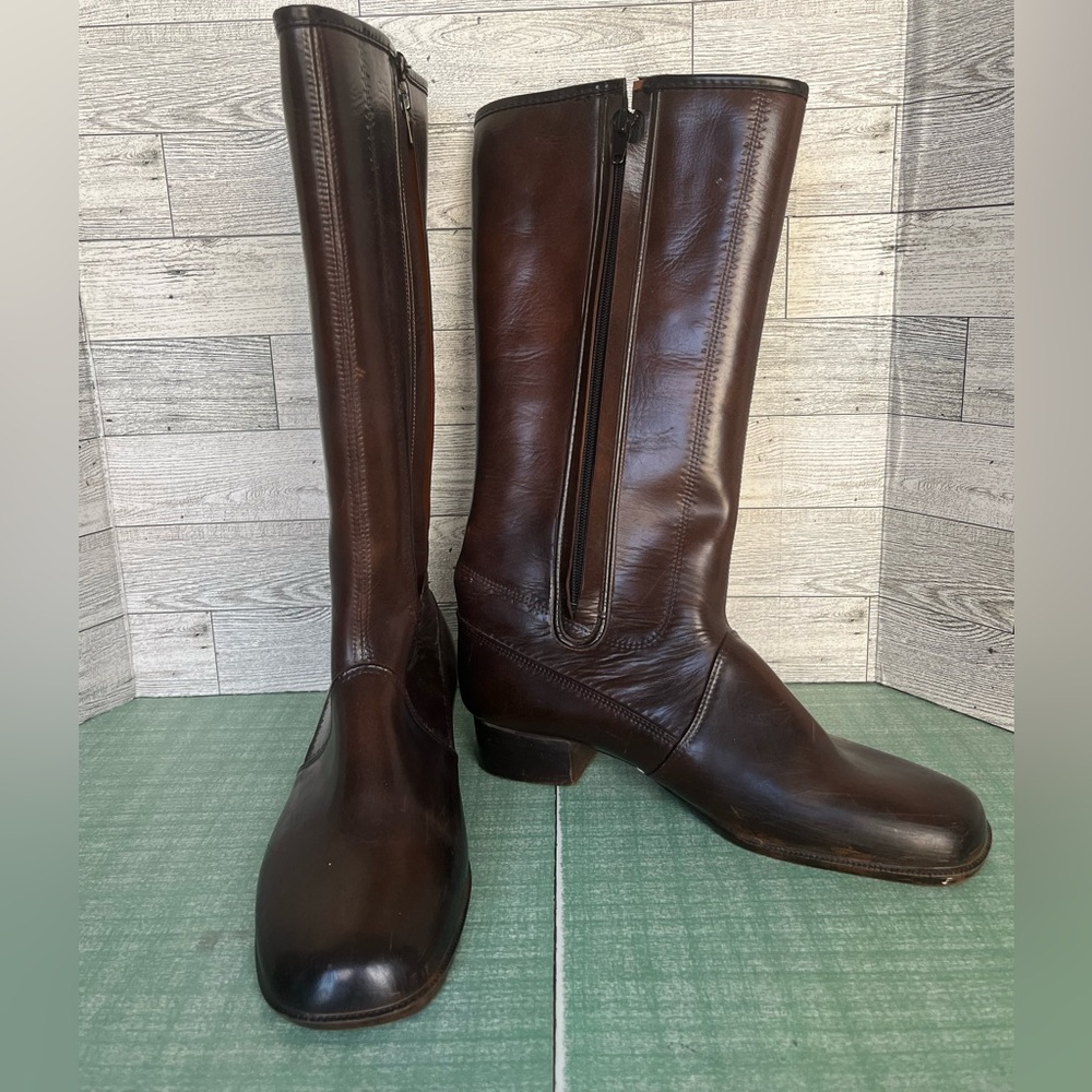 Vintage Waterproof Molded Brown Riding Boots (8)